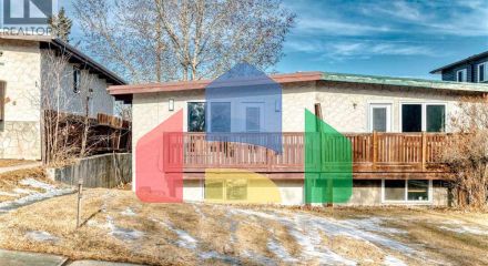 Residential - Single Family Home - Calgary, Canada - Canada