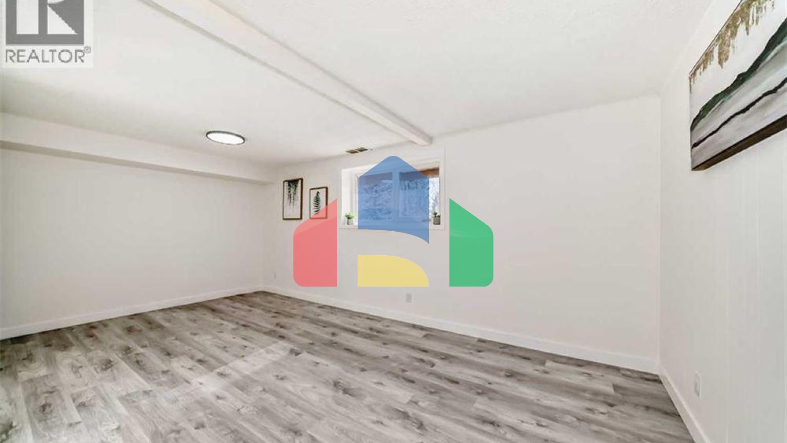 Residential - Single Family Home - Calgary, Canada - Canada