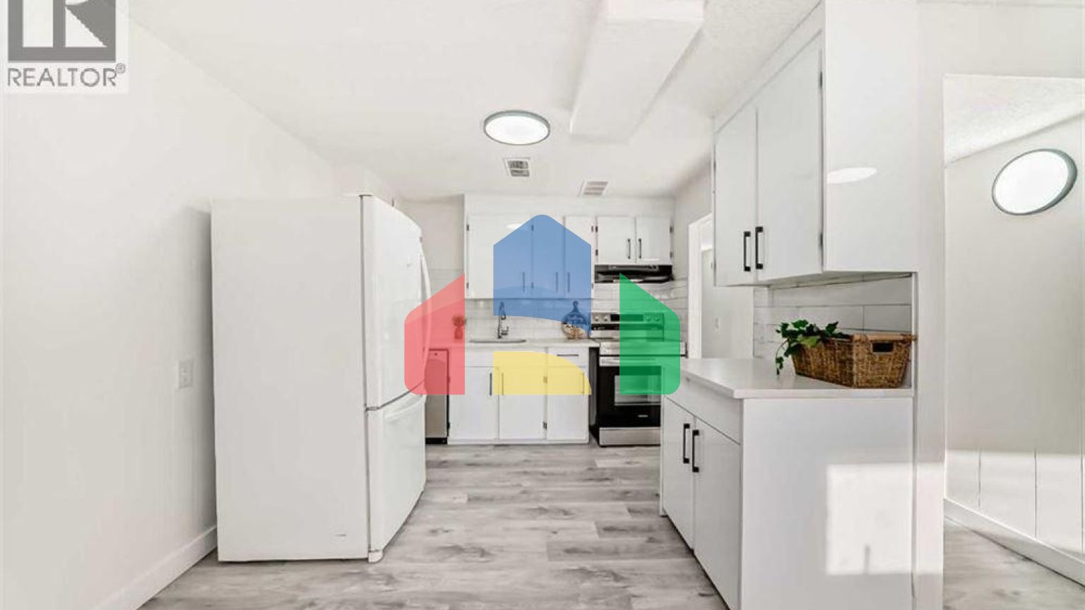 Residential - Single Family Home - Calgary, Canada - Canada