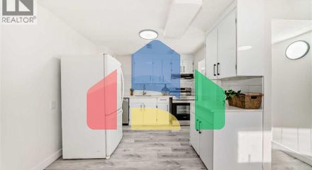 Residential - Single Family Home - Calgary, Canada - Canada