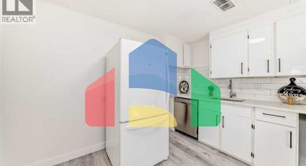 Residential - Single Family Home - Calgary, Canada - Canada