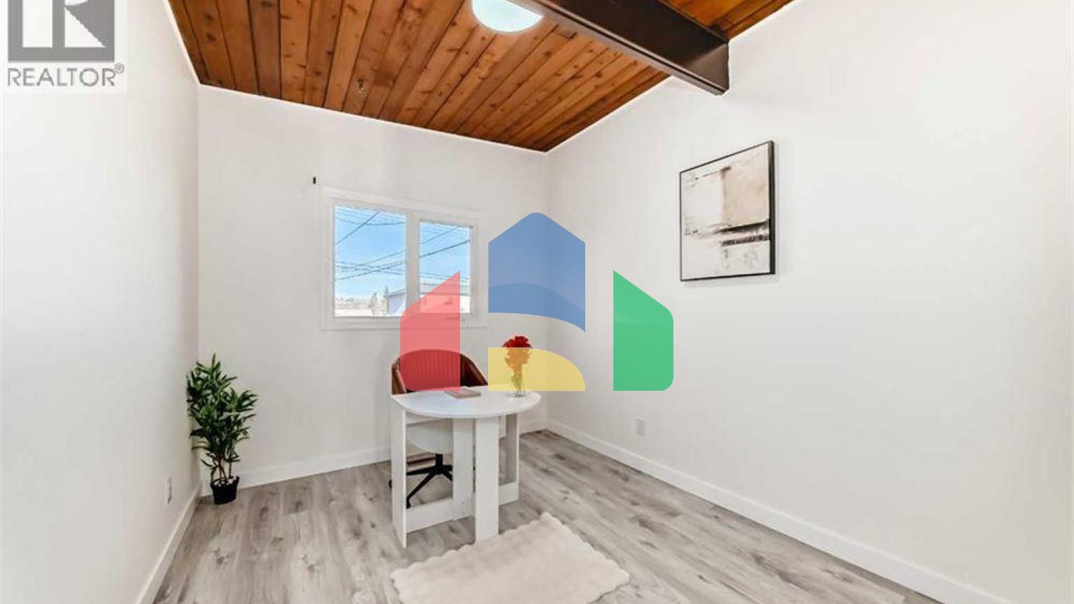 Residential - Single Family Home - Calgary, Canada - Canada