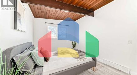 Residential - Single Family Home - Calgary, Canada - Canada