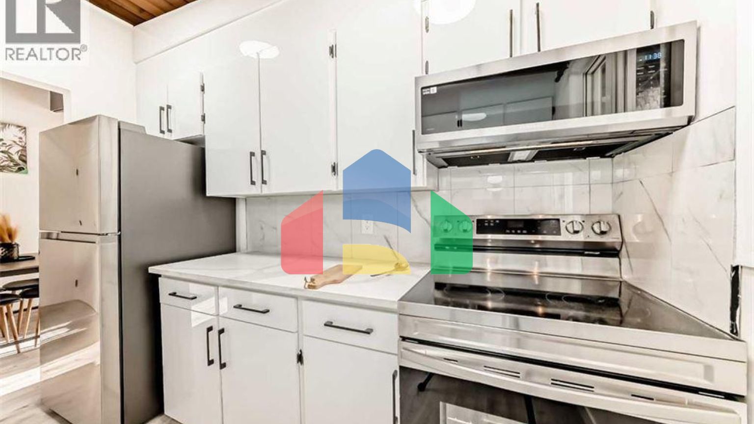 Residential - Single Family Home - Calgary, Canada - Canada