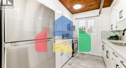 Residential - Single Family Home - Calgary, Canada - Canada