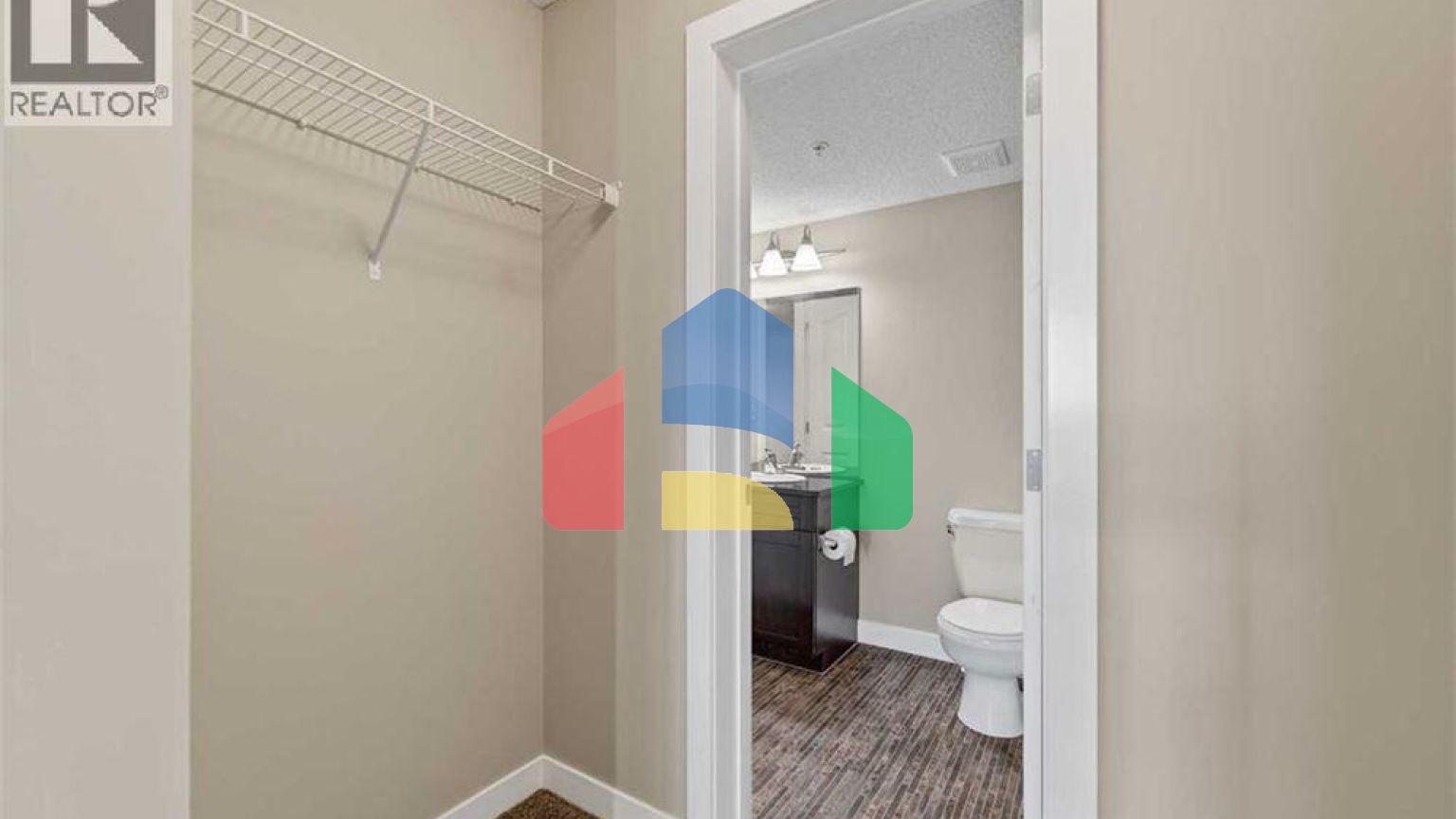 Residential - Condo/Apartment - Calgary, Canada - Canada