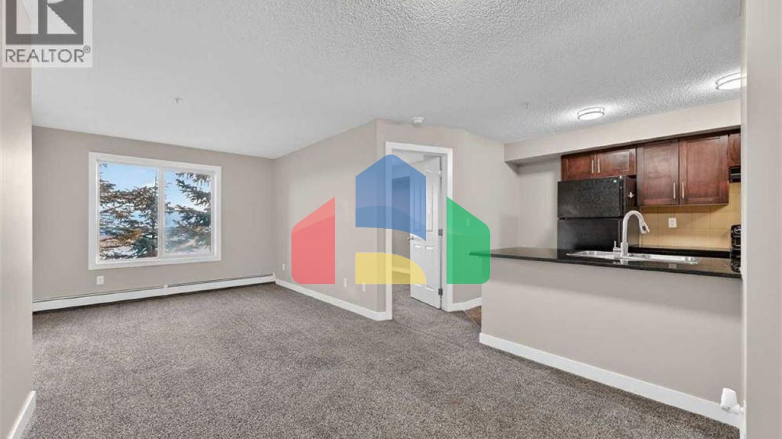 Residential - Condo/Apartment - Calgary, Canada - Canada