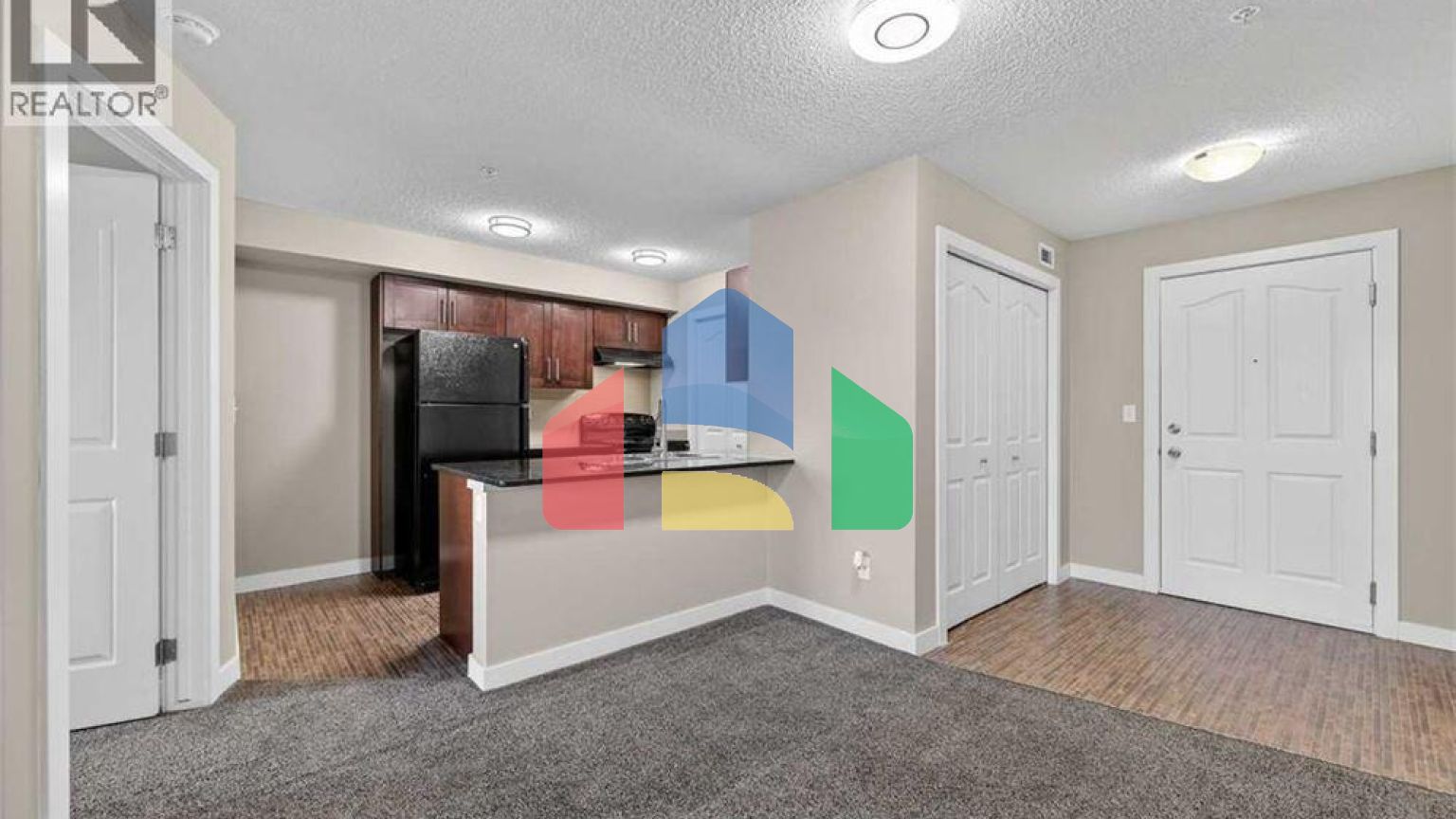 Residential - Condo/Apartment - Calgary, Canada - Canada