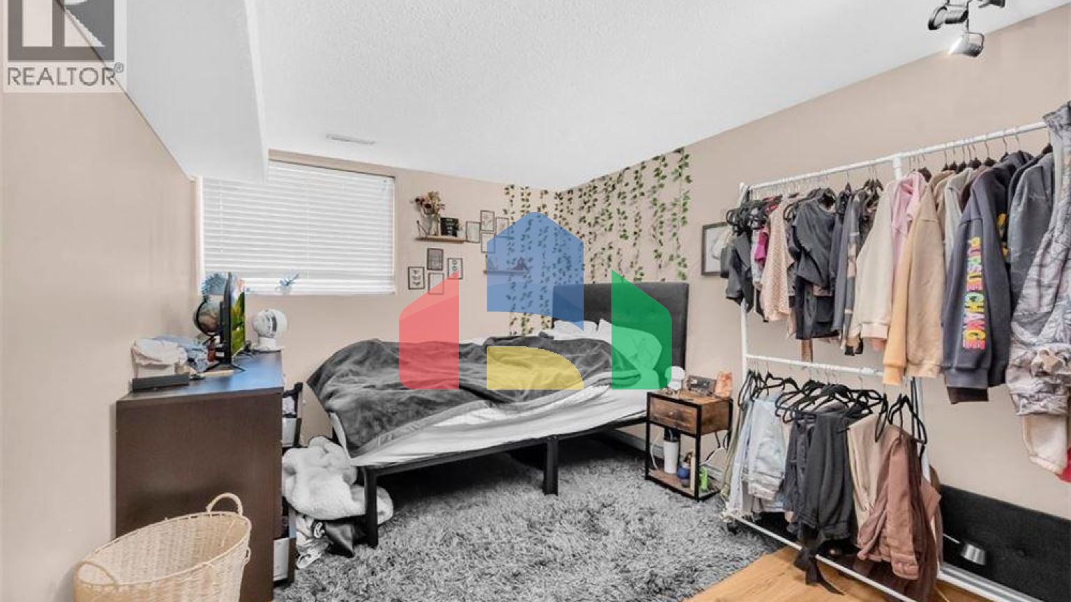 Residential - Multi-Family - Calgary, Canada - Canada