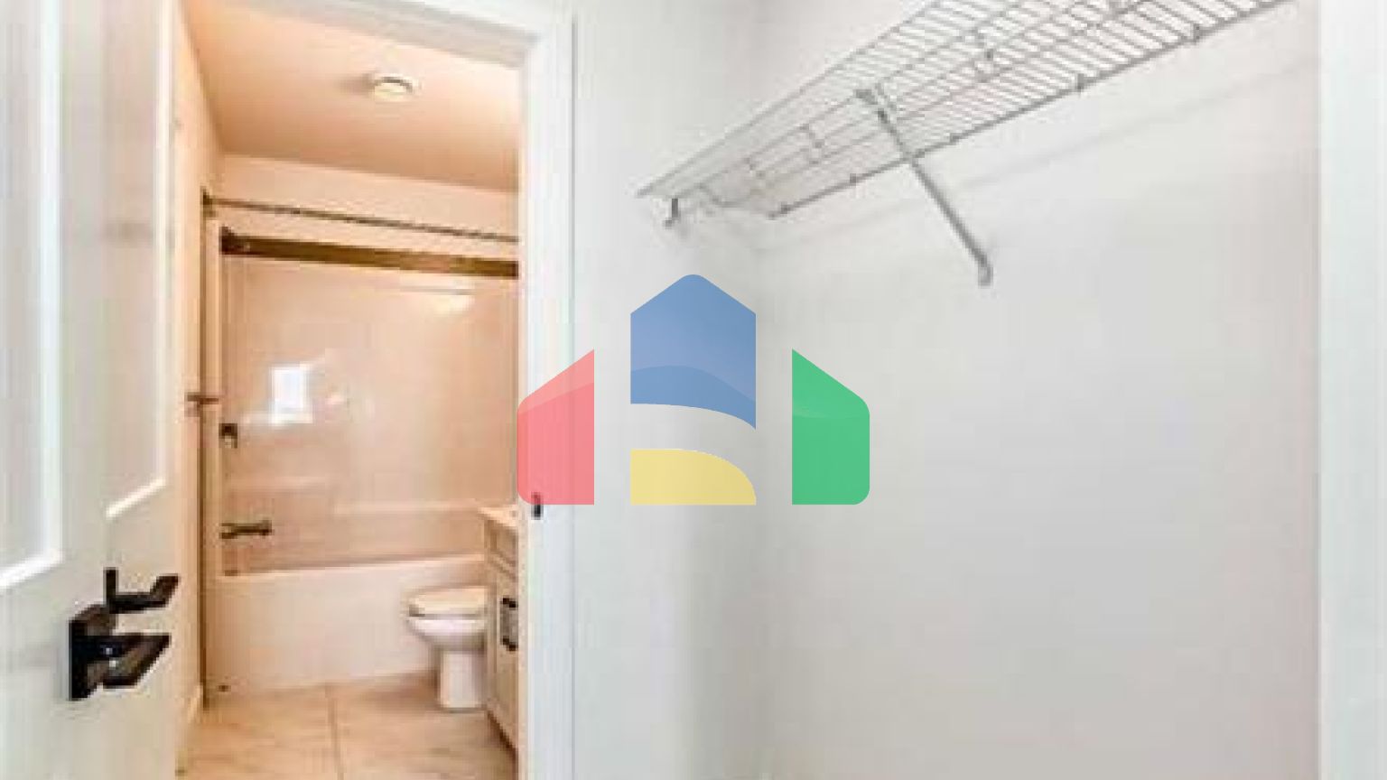 Residential - Single Family Home - Calgary, Canada - Canada