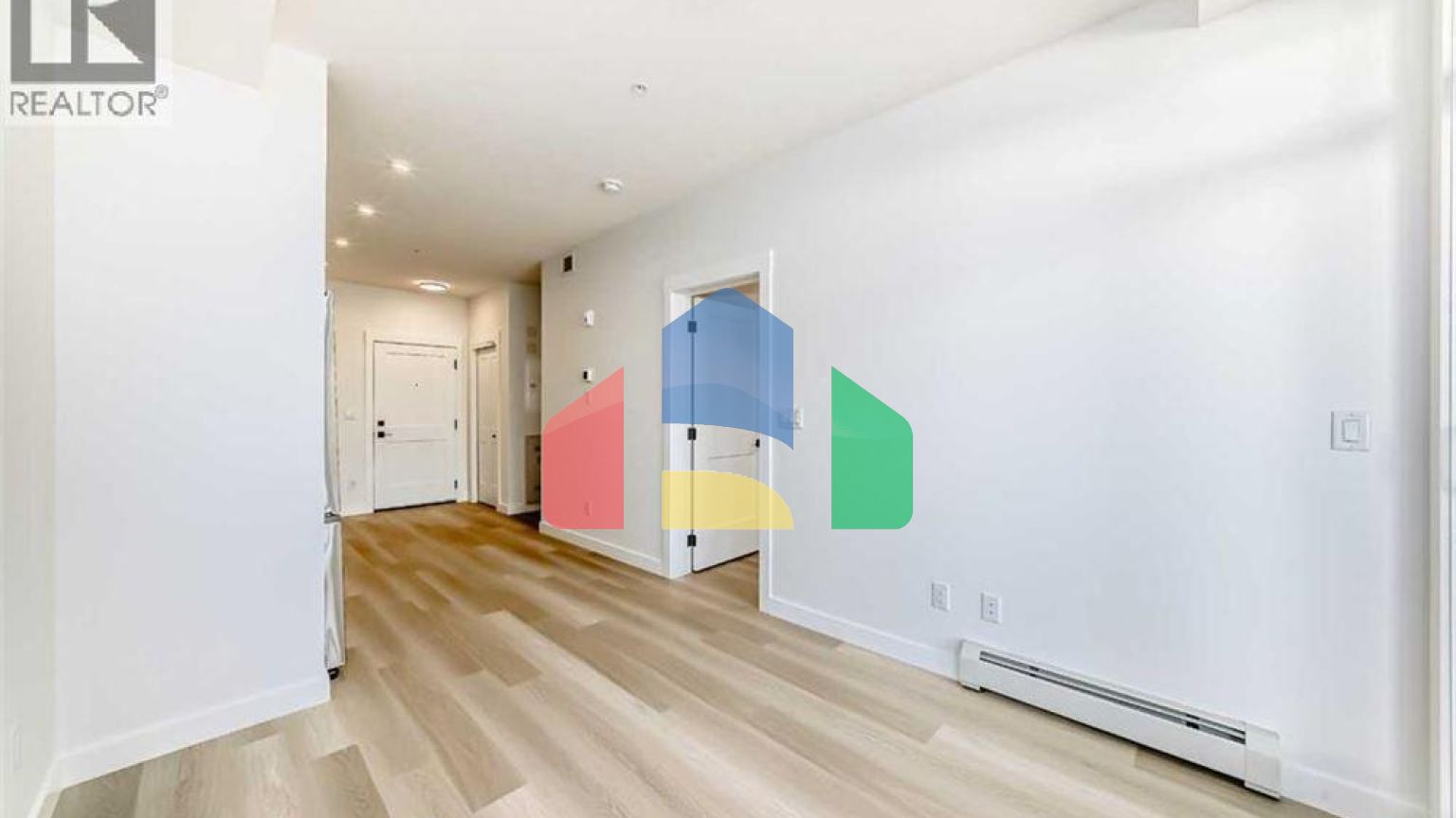 Residential - Single Family Home - Calgary, Canada - Canada