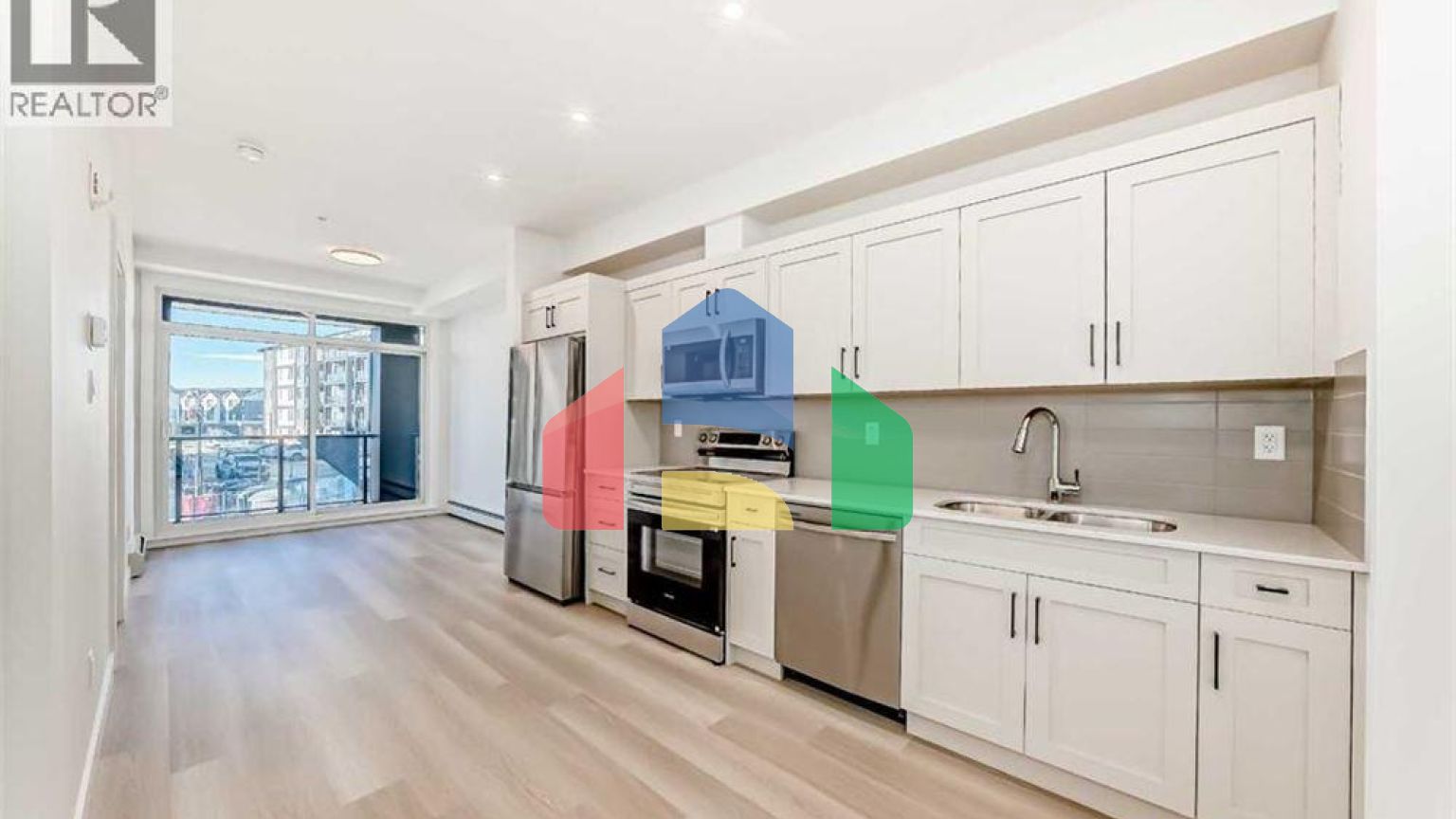 Residential - Single Family Home - Calgary, Canada - Canada