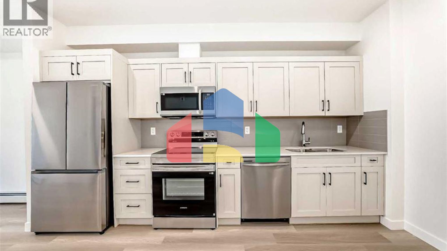 Residential - Single Family Home - Calgary, Canada - Canada