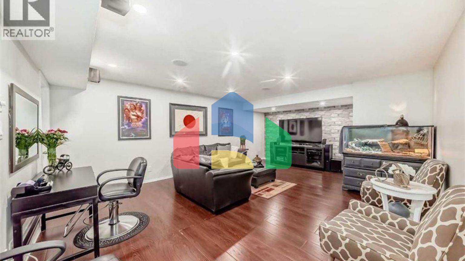 Residential - Single Family Home - Calgary, Canada - Canada