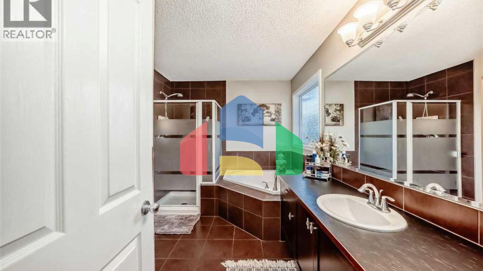 Residential - Single Family Home - Calgary, Canada - Canada