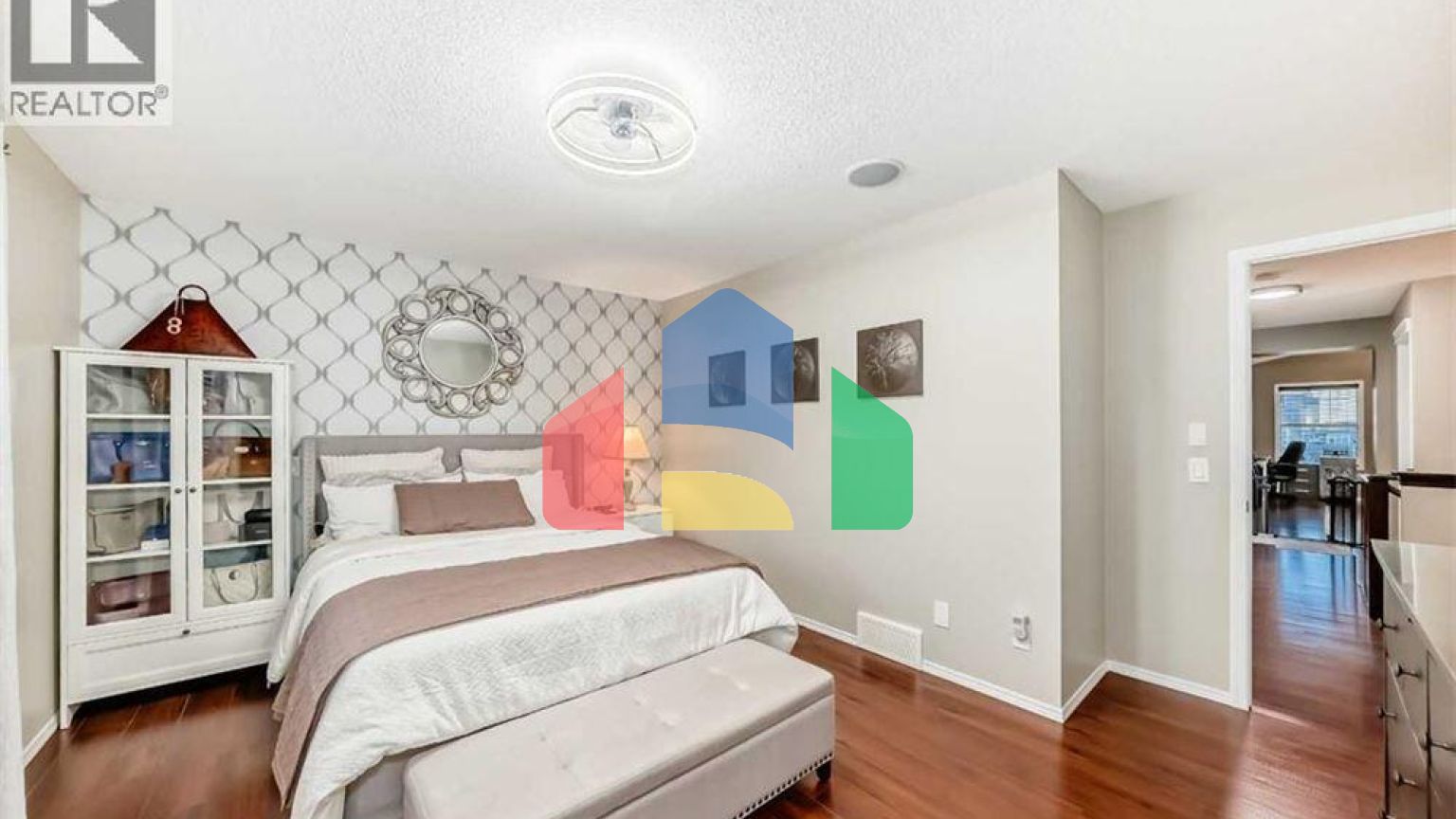 Residential - Single Family Home - Calgary, Canada - Canada