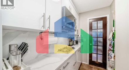 Residential - Single Family Home - Calgary, Canada - Canada