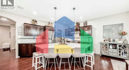 Residential - Single Family Home - Calgary, Canada - Canada