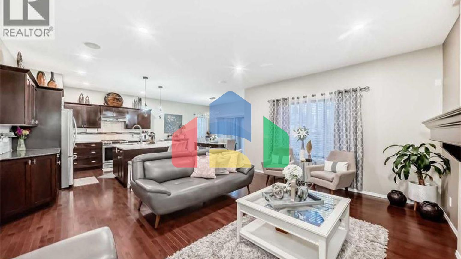 Residential - Single Family Home - Calgary, Canada - Canada