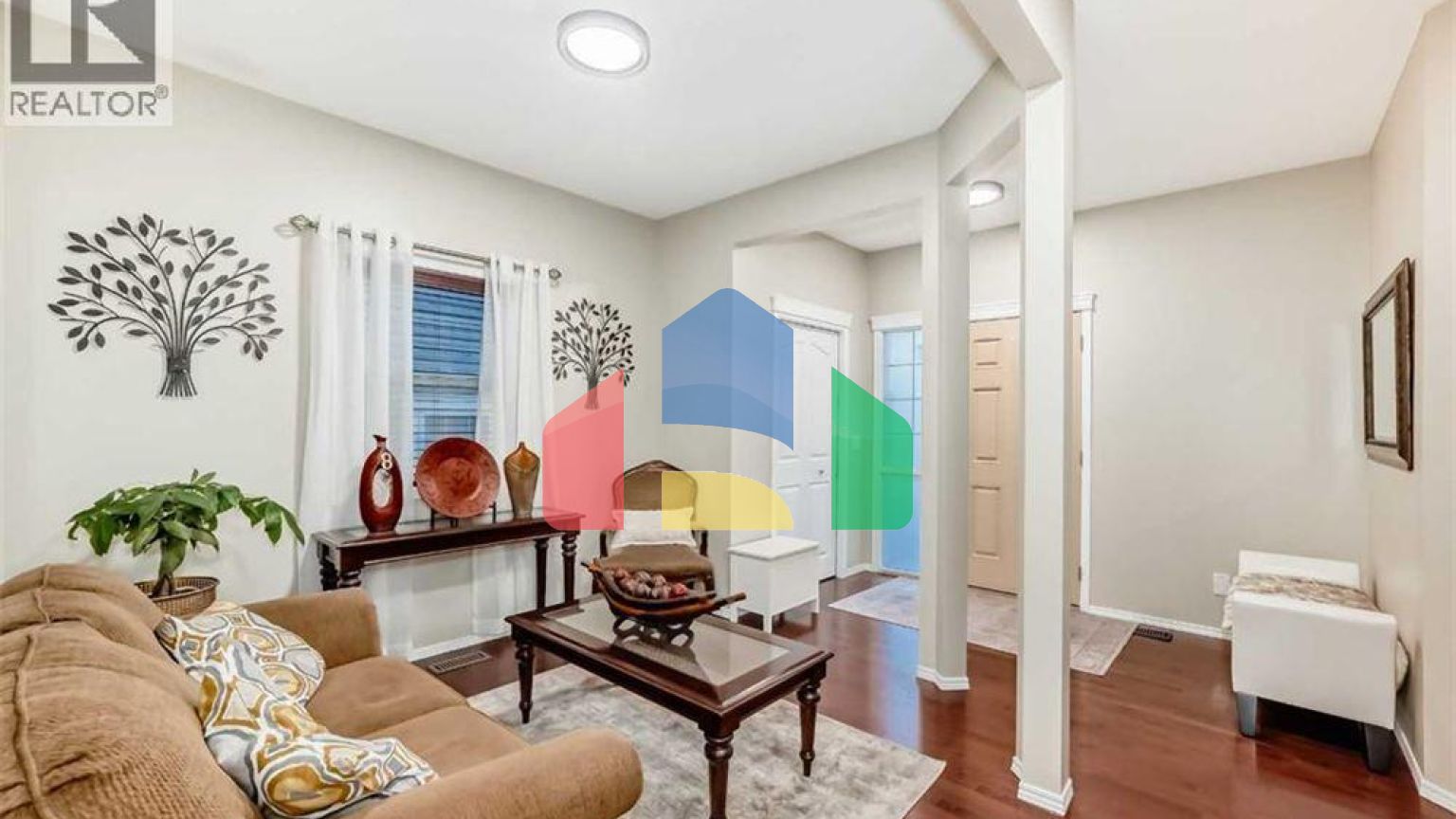 Residential - Single Family Home - Calgary, Canada - Canada