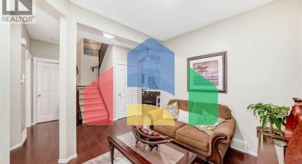 Residential - Single Family Home - Calgary, Canada - Canada