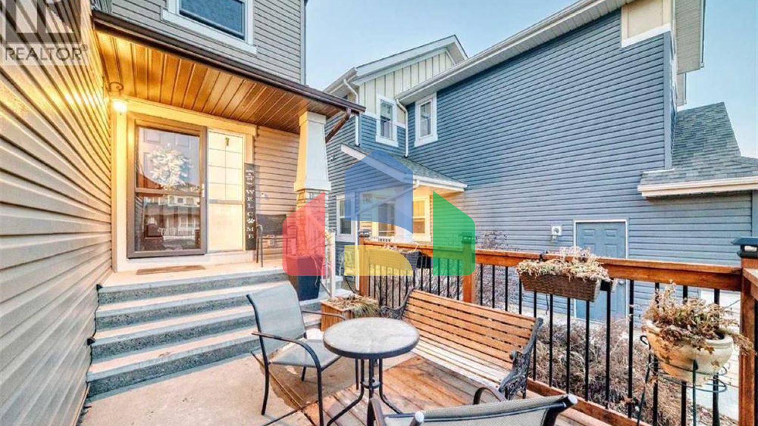 Residential - Single Family Home - Calgary, Canada - Canada