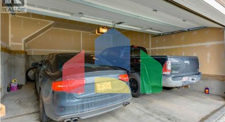 Residential - Single Family Home - Calgary, Canada - Canada