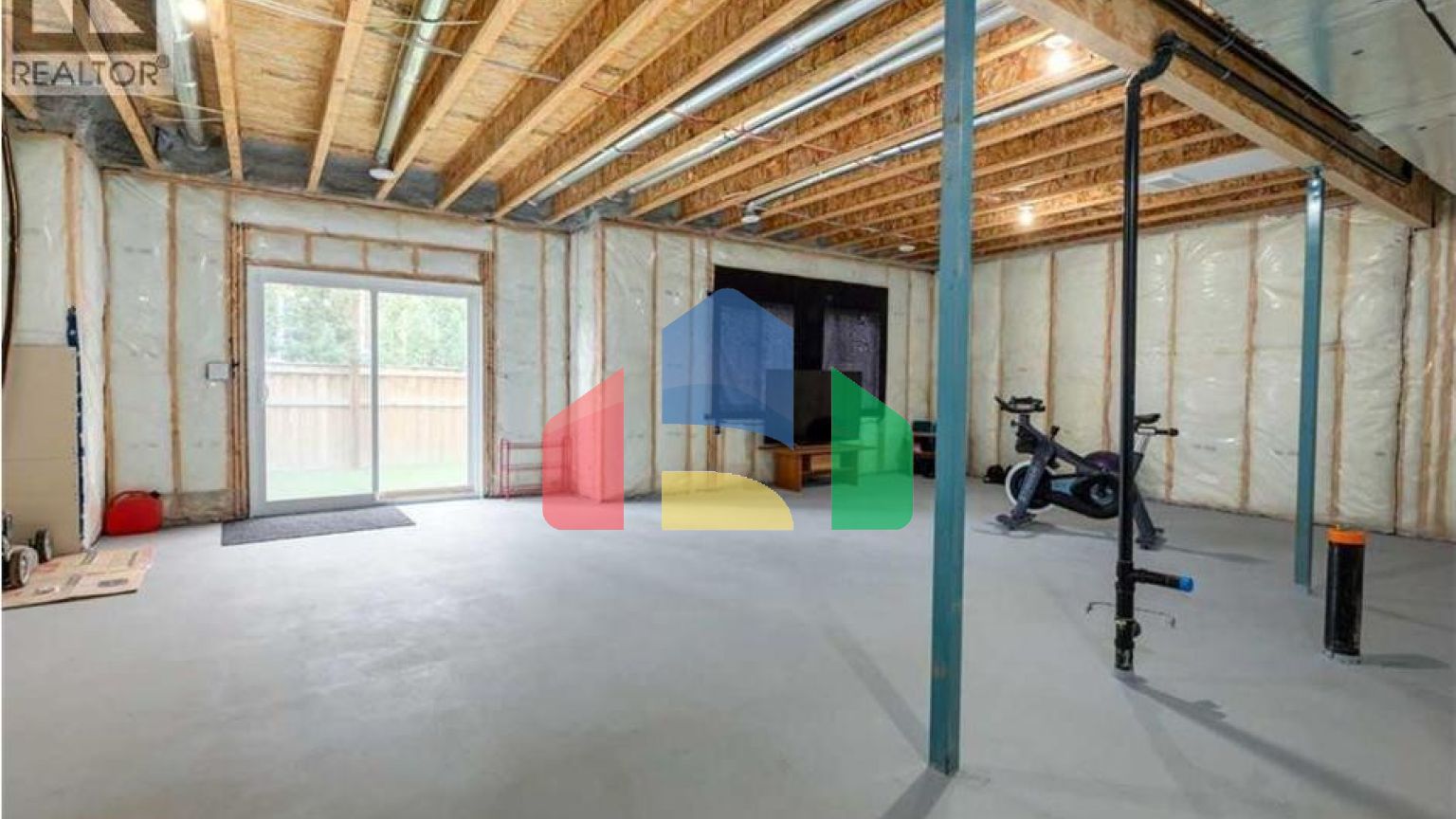 Residential - Single Family Home - Calgary, Canada - Canada