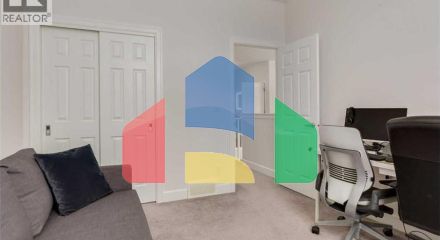 Residential - Single Family Home - Calgary, Canada - Canada