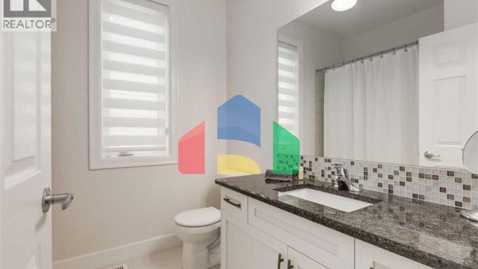 Residential - Single Family Home - Calgary, Canada - Canada