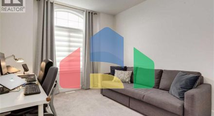 Residential - Single Family Home - Calgary, Canada - Canada