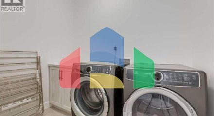 Residential - Single Family Home - Calgary, Canada - Canada