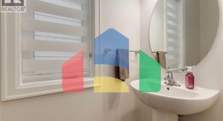 Residential - Single Family Home - Calgary, Canada - Canada