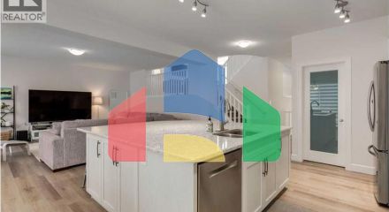 Residential - Single Family Home - Calgary, Canada - Canada