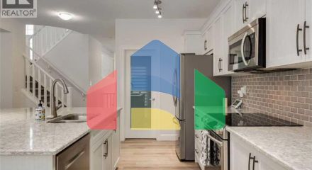 Residential - Single Family Home - Calgary, Canada - Canada