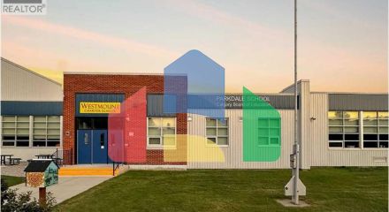 Residential - Single Family Home - Calgary, Canada - Canada