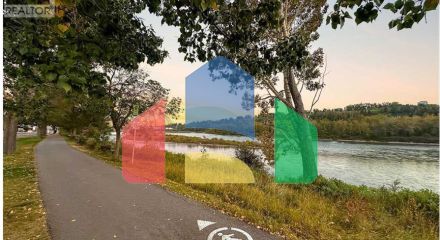 Residential - Single Family Home - Calgary, Canada - Canada