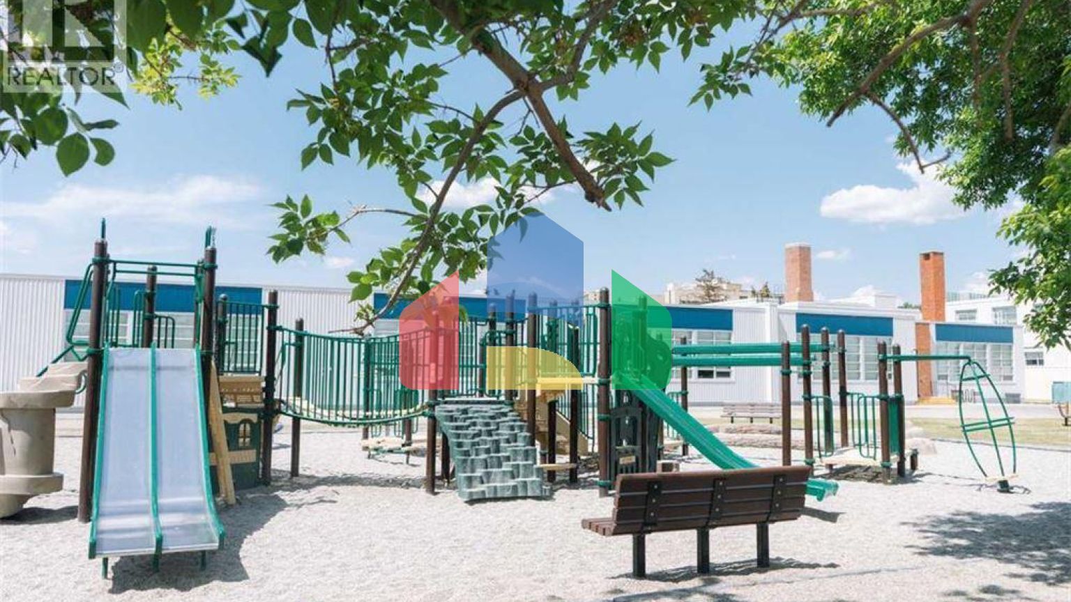 Residential - Single Family Home - Calgary, Canada - Canada