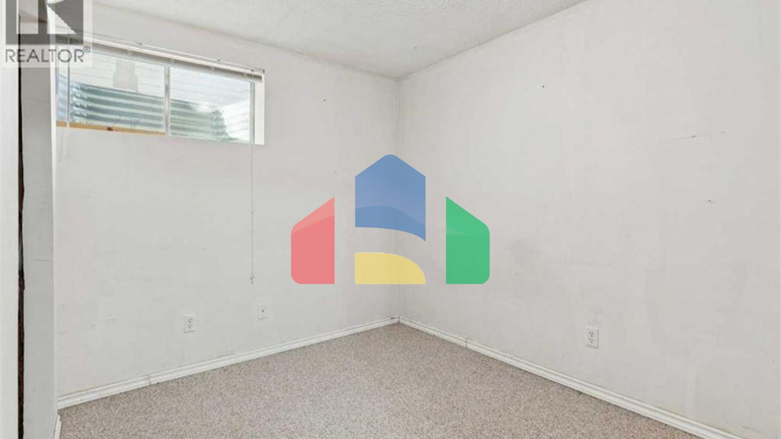 Residential - Single Family Home - Calgary, Canada - Canada