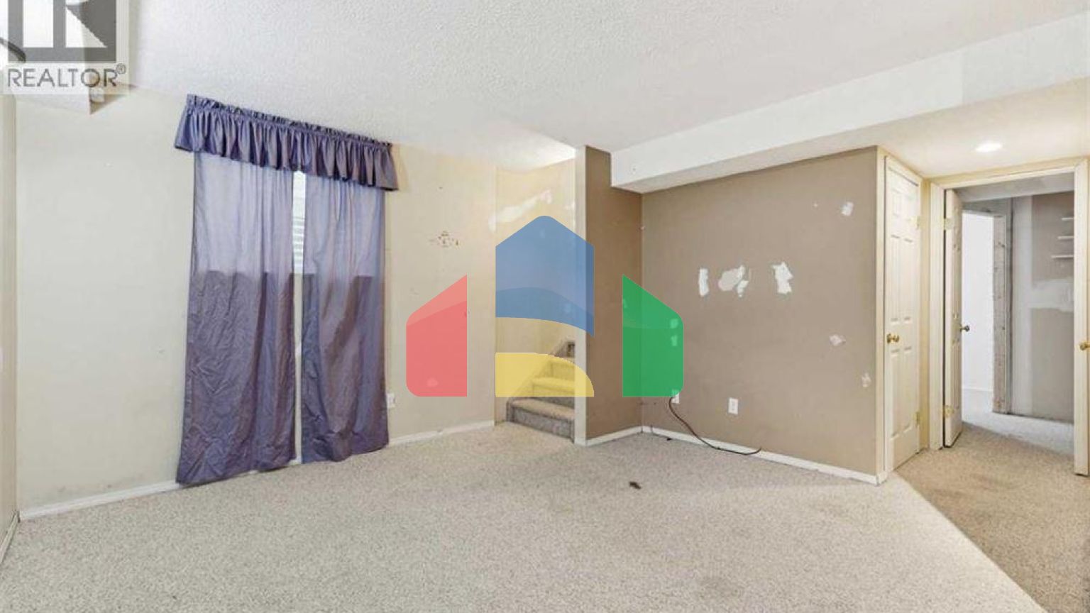 Residential - Single Family Home - Calgary, Canada - Canada