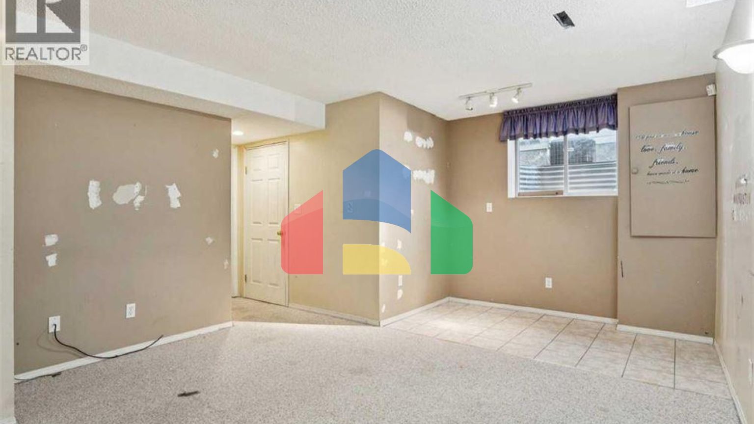 Residential - Single Family Home - Calgary, Canada - Canada