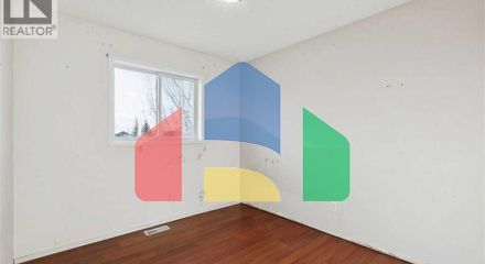 Residential - Single Family Home - Calgary, Canada - Canada