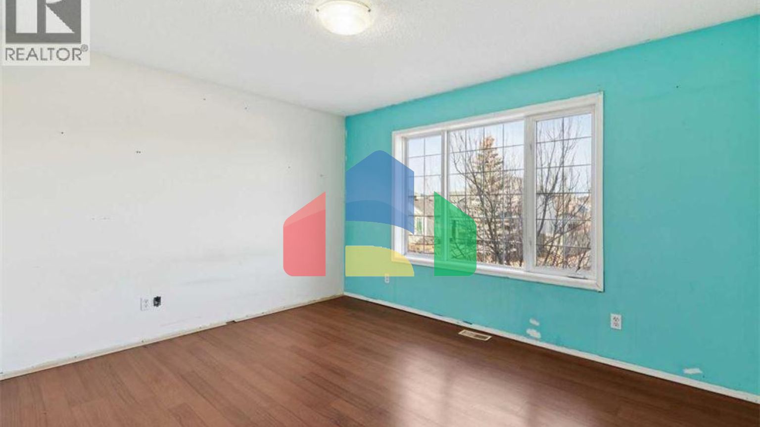 Residential - Single Family Home - Calgary, Canada - Canada