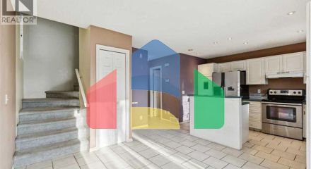 Residential - Single Family Home - Calgary, Canada - Canada