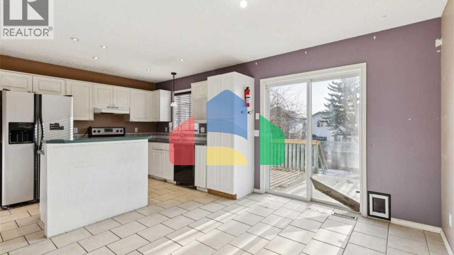 Residential - Single Family Home - Calgary, Canada - Canada