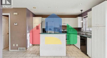 Residential - Single Family Home - Calgary, Canada - Canada