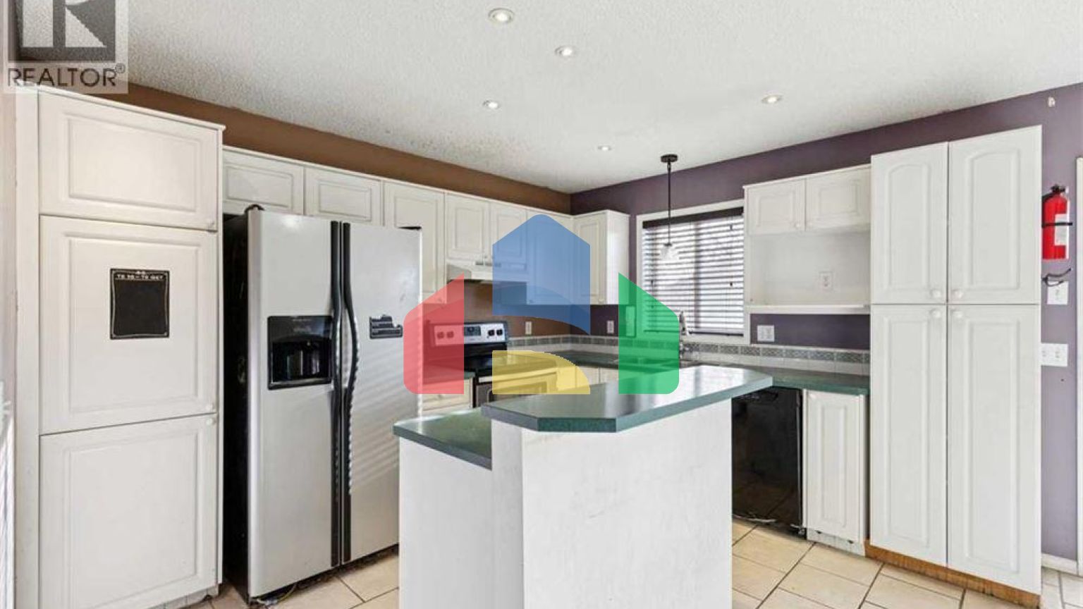 Residential - Single Family Home - Calgary, Canada - Canada