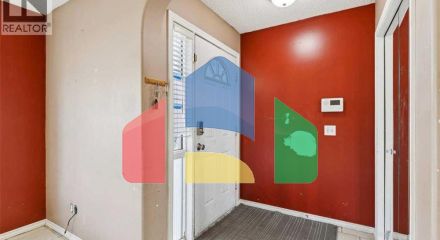 Residential - Single Family Home - Calgary, Canada - Canada