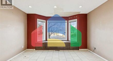 Residential - Single Family Home - Calgary, Canada - Canada