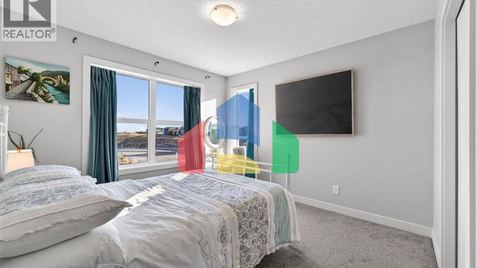 Residential - Single Family Home - Calgary, Canada - Canada